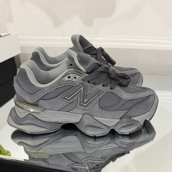 New Balance 9060 “Magnet” - Picture 2 of 10